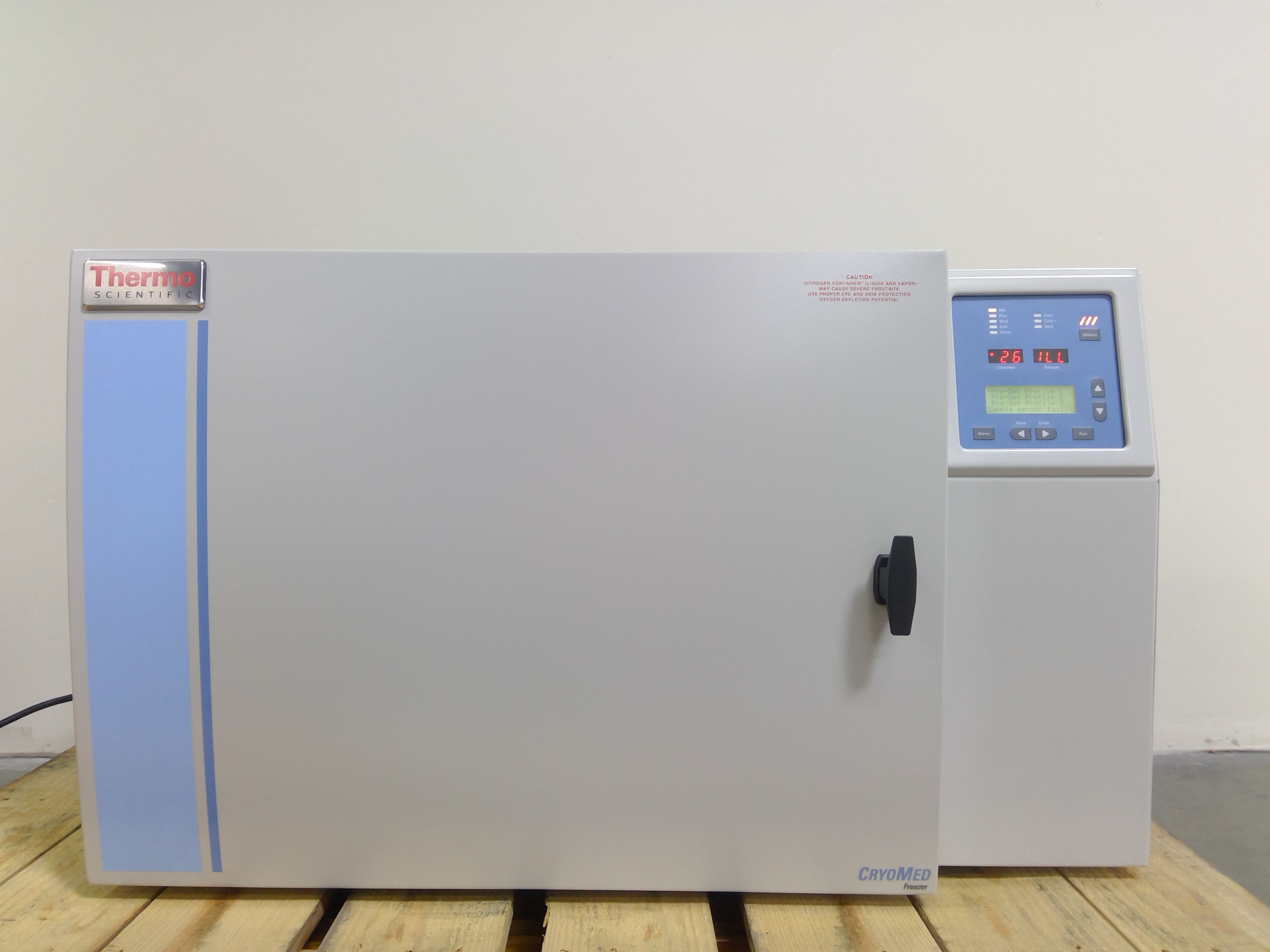 REUZEit - Thermo Fisher Scientific Model 7452 Cryofreezer