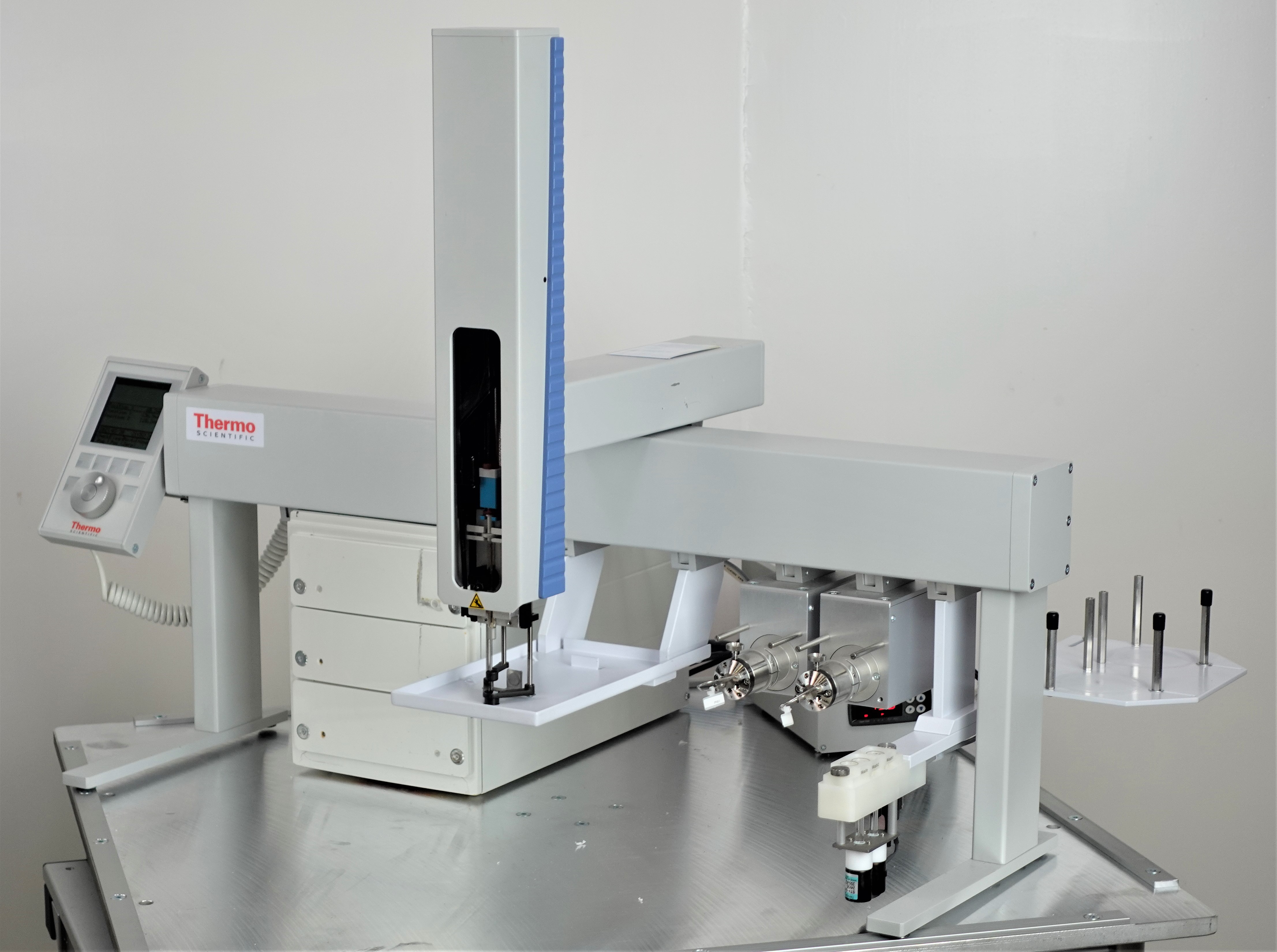 REUZEit - Thermo Scientific Accela CTC HTS PAL Autosampler